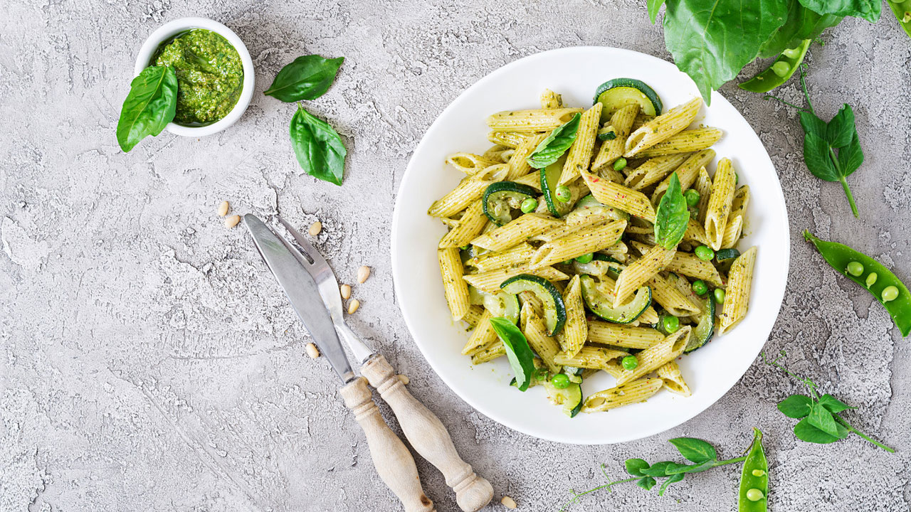 Pasta con zucchine e piselli | FRoSTA