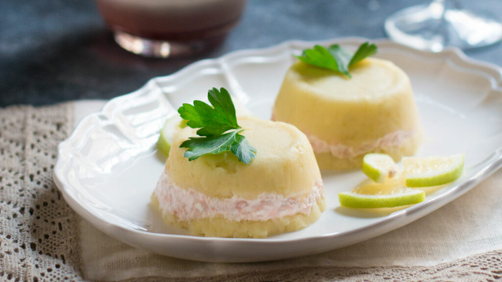 Tortino freddo di patate e salmone
